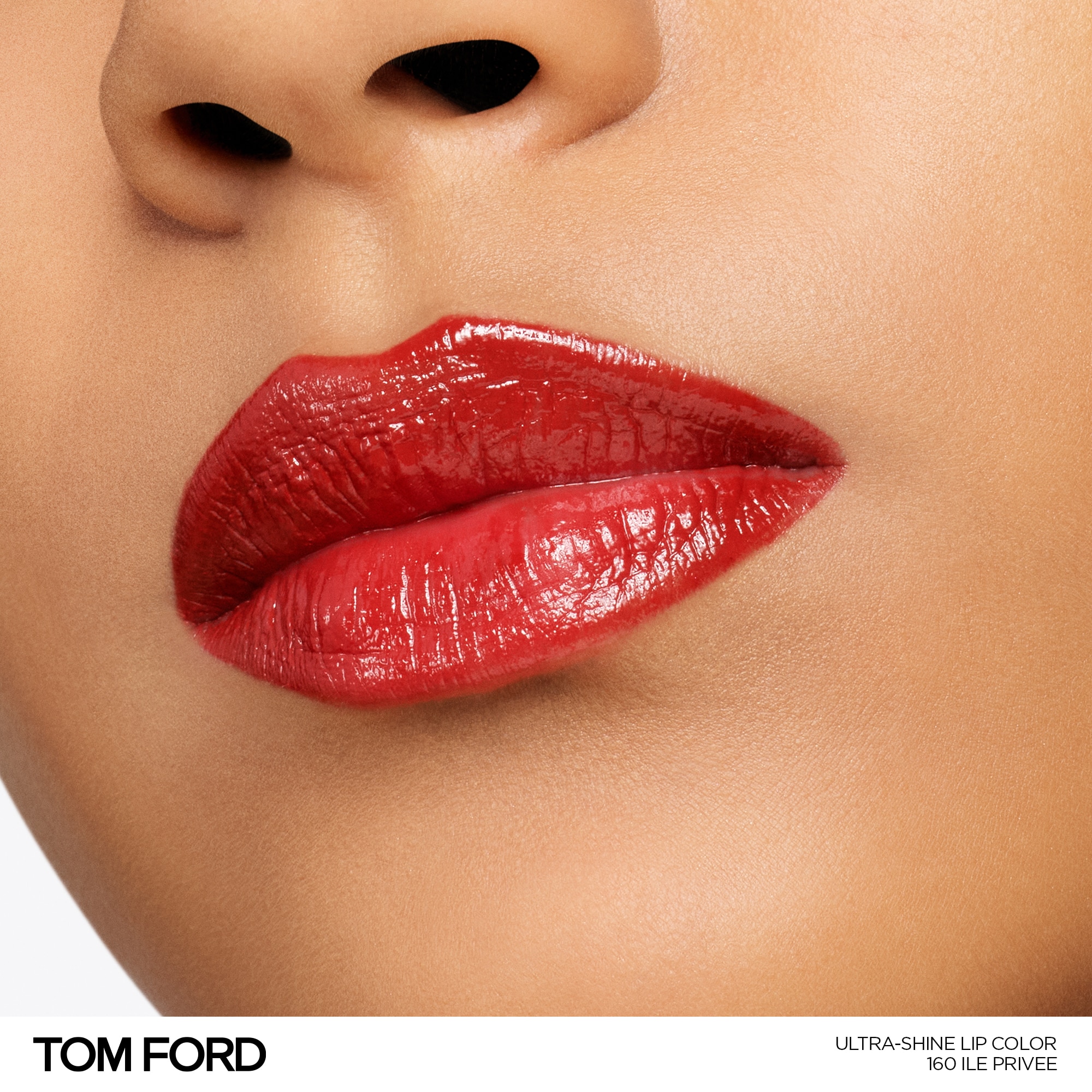ULTRA SHINE LIP COLOR (LABIAL EN BARRA)